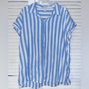Beach vibe Old Navy striped button down